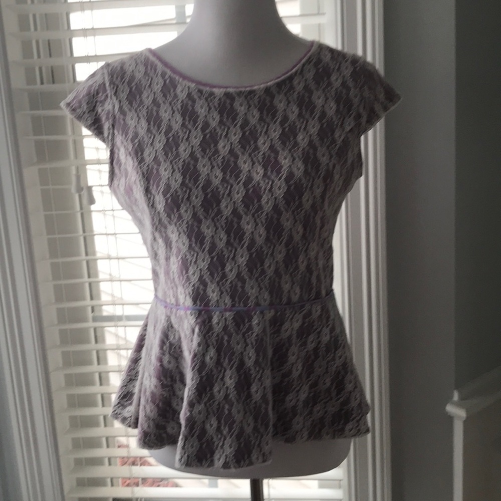 Matilda Jane lace overlay top size M
